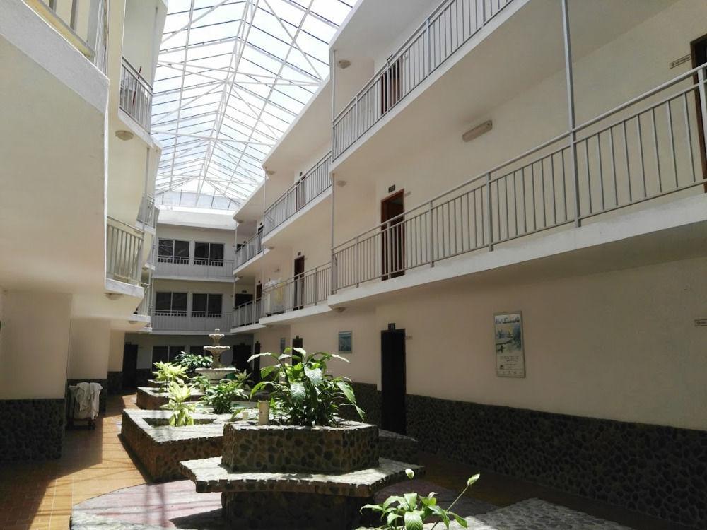 Oyo Hotel Casa Blanca Martínez de La Torre Eksteriør billede